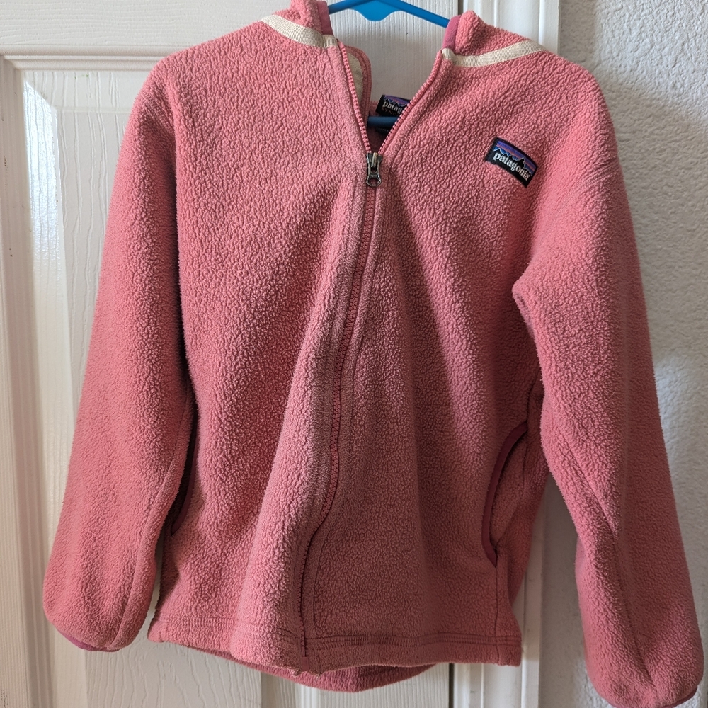 Patagonia synchilla fleece hoodie pink 5T